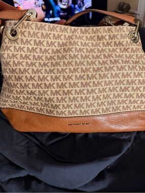 Michael Kors Brown/Beige Signature Canvas and Leather Raven Tote